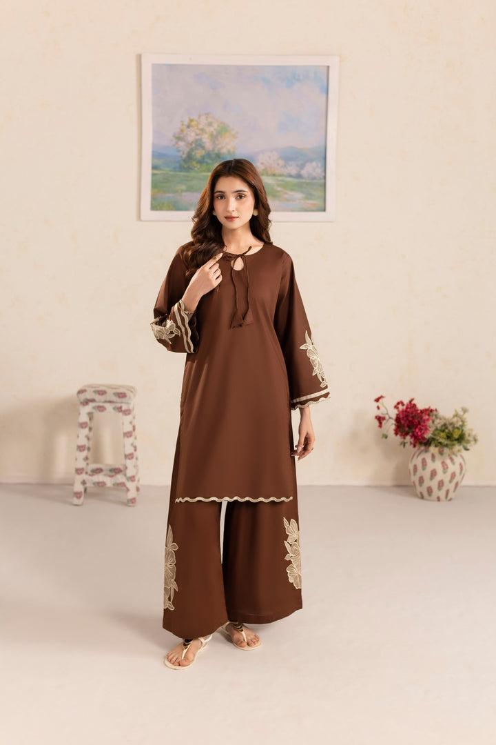 BROWN B002 - 2PC EMBROIDERED