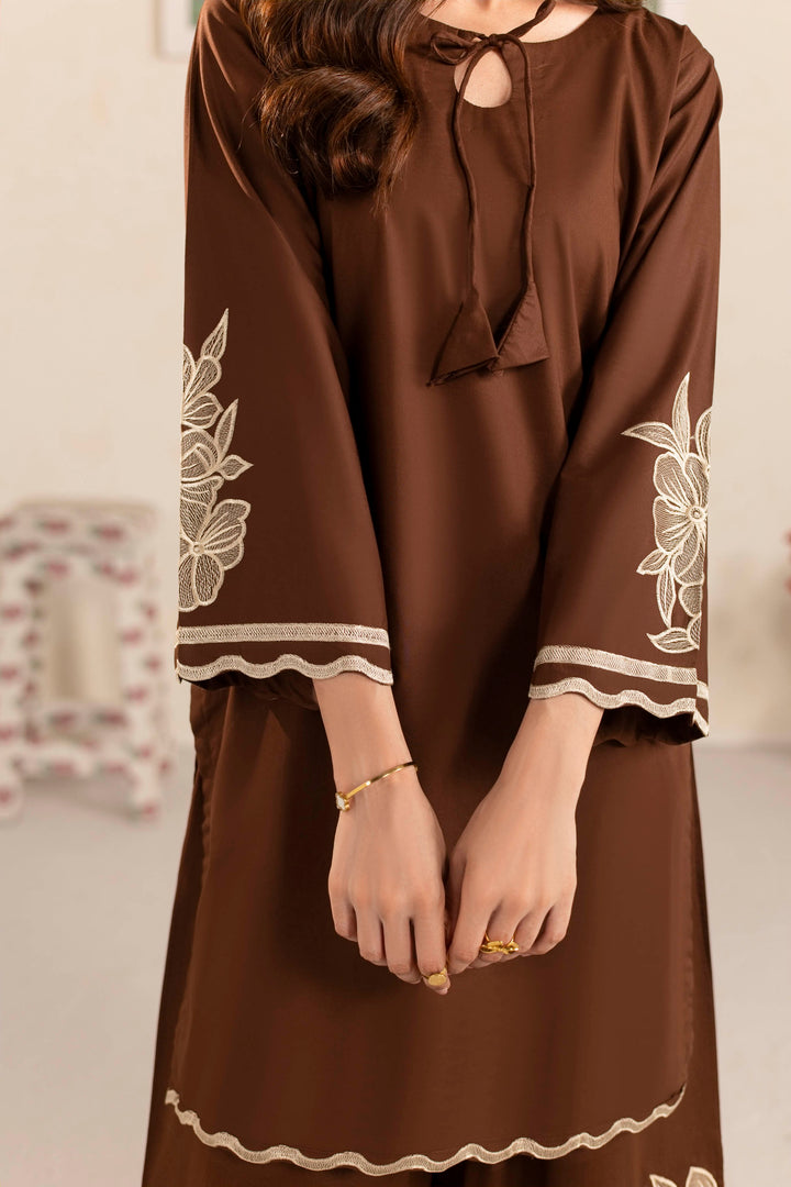 BROWN B002 - 2PC EMBROIDERED