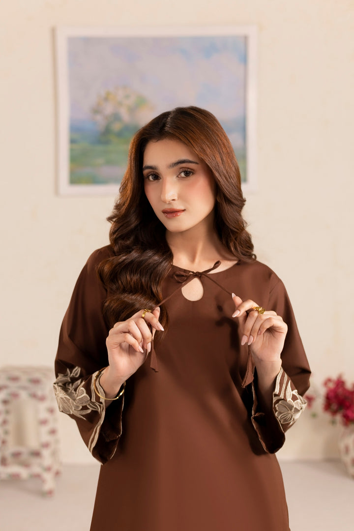 BROWN B002 - 2PC EMBROIDERED