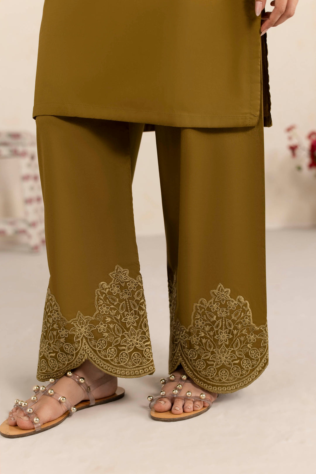OLIVE O003 - 2PC EMBROIDERED