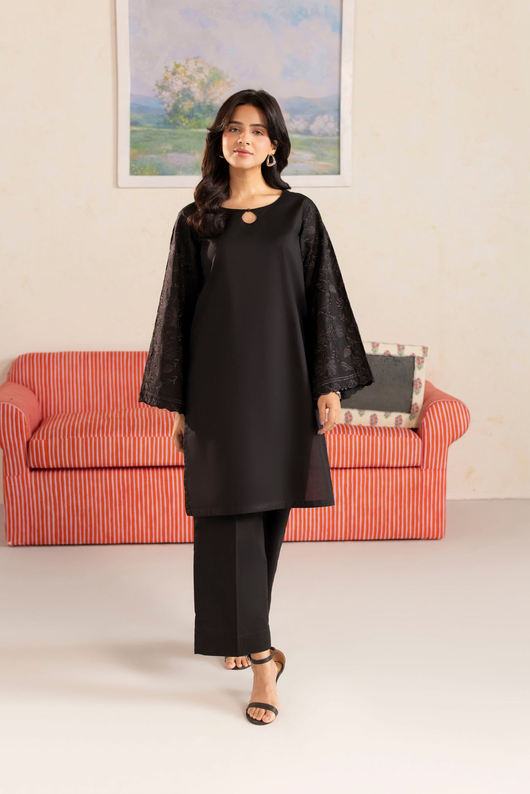 BLACK B007 - 2PC EMBROIDERED