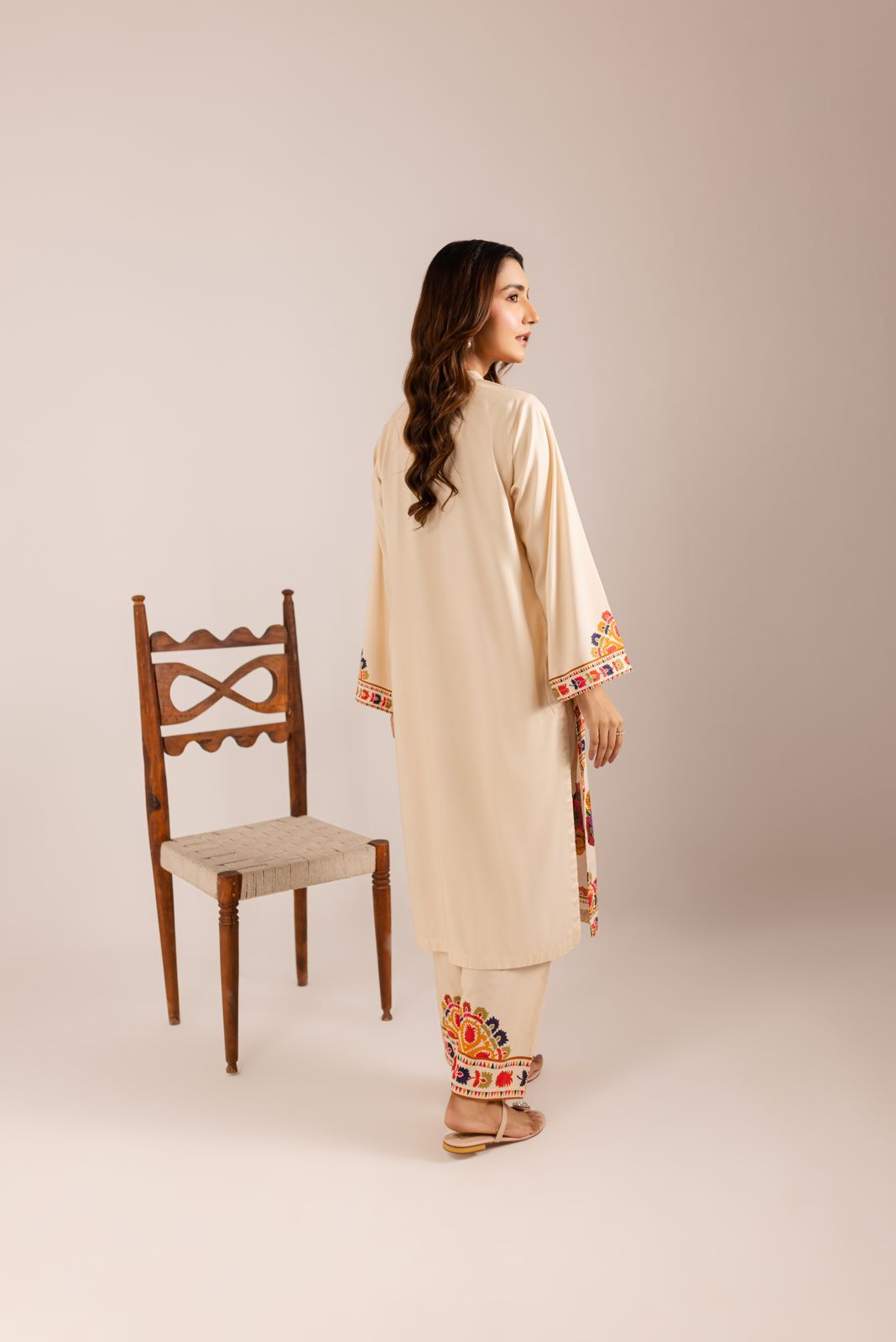 MVS-LILY-008 / 2PC STITCHED