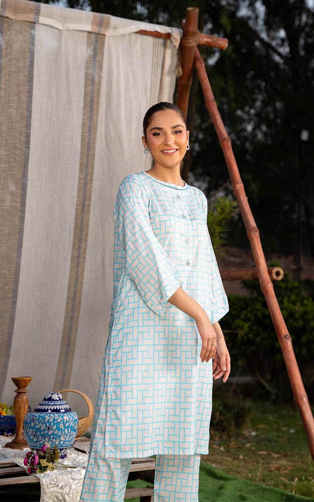 2PC Unstitched -Lawn PR19-MNZ