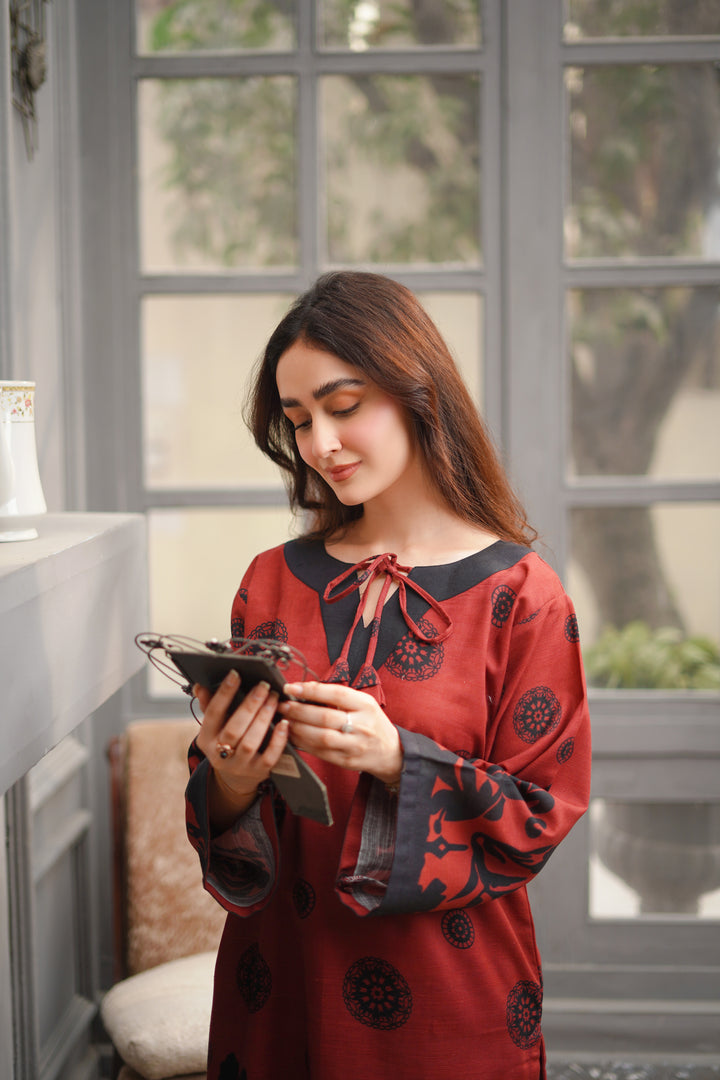 2PC MAROON & BLACK KHADDAR - 03