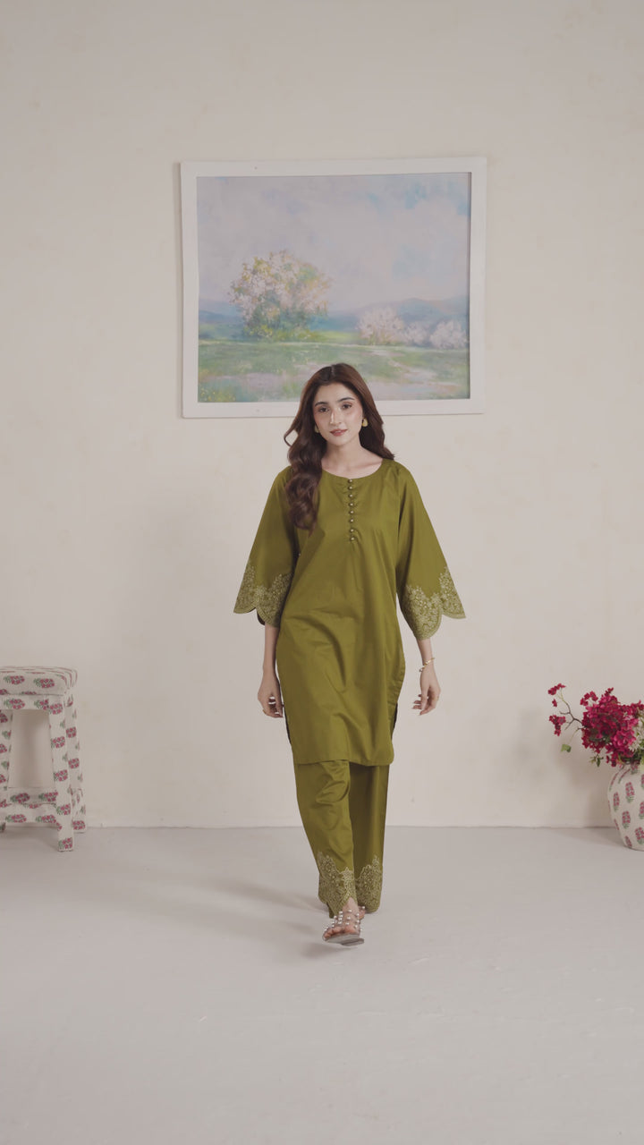 OLIVE O003 - 2PC EMBROIDERED